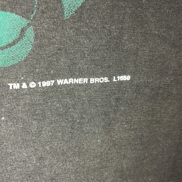 Vintage looney toons Tshirt - Picture 3 of 5